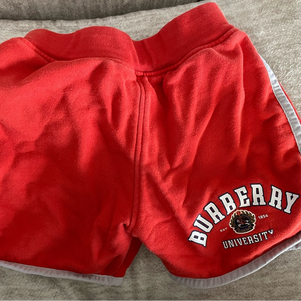 Burberry size 4 boys shorts